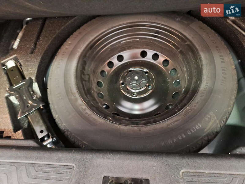 Внедорожник / Кроссовер Renault Kadjar 2019 в Дубно