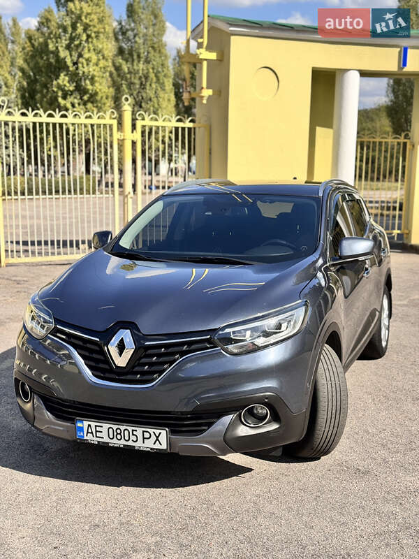 Внедорожник / Кроссовер Renault Kadjar 2016 в 