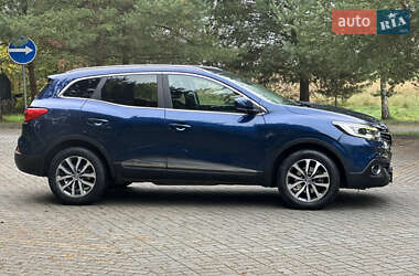 Внедорожник / Кроссовер Renault Kadjar 2016 в 