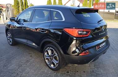 Внедорожник / Кроссовер Renault Kadjar 2015 в 