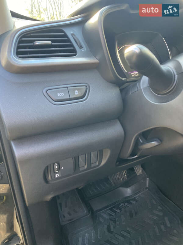 Внедорожник / Кроссовер Renault Kadjar 2016 в Луцке