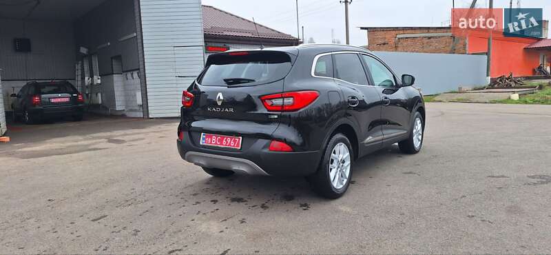 Внедорожник / Кроссовер Renault Kadjar 2016 в Новоархангельске