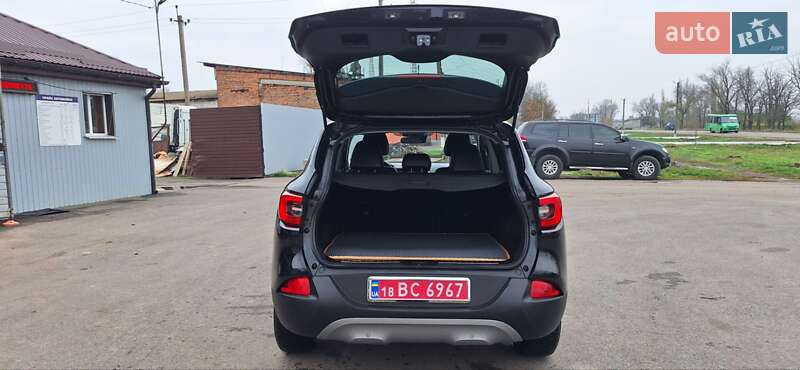 Внедорожник / Кроссовер Renault Kadjar 2016 в Новоархангельске