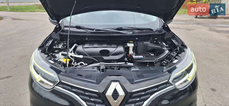 Внедорожник / Кроссовер Renault Kadjar 2016 в Новоархангельске