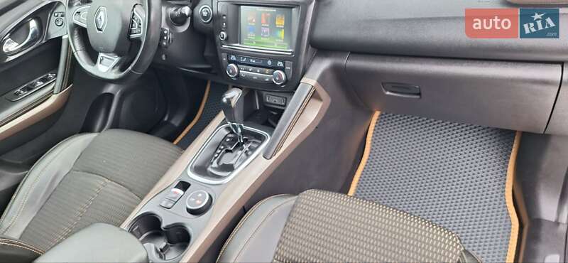 Внедорожник / Кроссовер Renault Kadjar 2016 в Новоархангельске