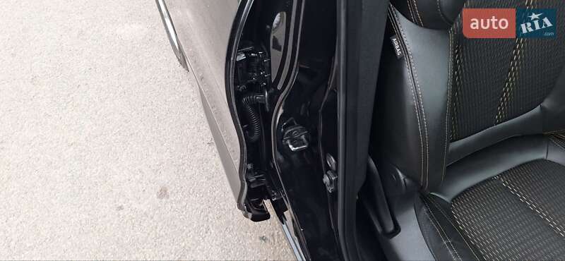 Внедорожник / Кроссовер Renault Kadjar 2016 в Новоархангельске