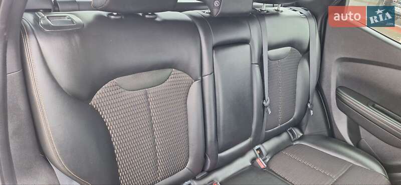 Внедорожник / Кроссовер Renault Kadjar 2016 в Новоархангельске