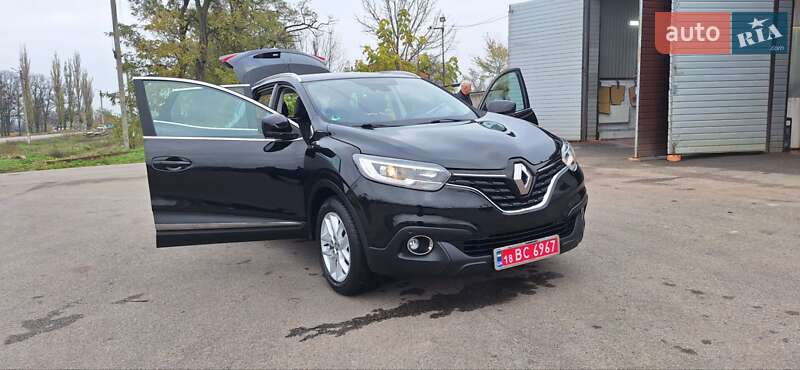 Внедорожник / Кроссовер Renault Kadjar 2016 в Новоархангельске