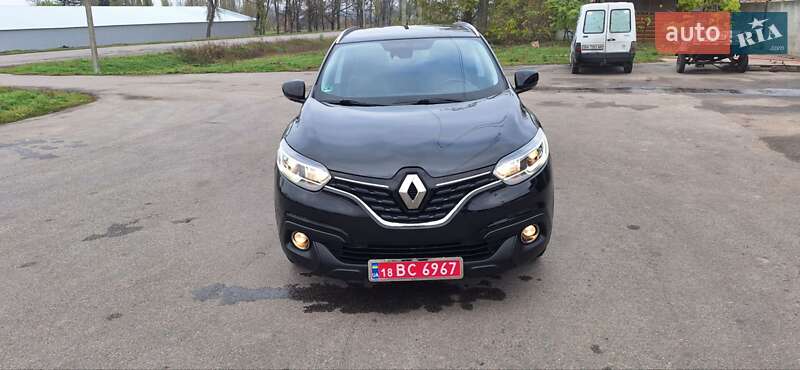 Внедорожник / Кроссовер Renault Kadjar 2016 в Новоархангельске