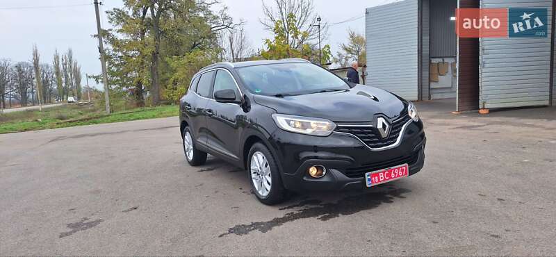 Внедорожник / Кроссовер Renault Kadjar 2016 в Новоархангельске