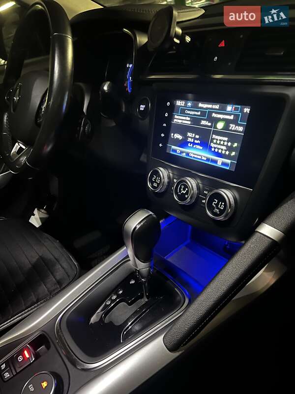 Внедорожник / Кроссовер Renault Kadjar 2020 в Киеве