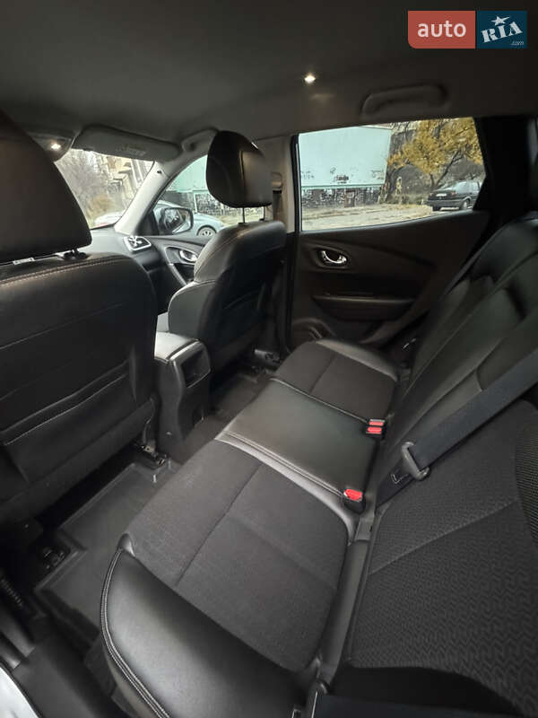 Позашляховик / Кросовер Renault Kadjar 2016 в Полтаві