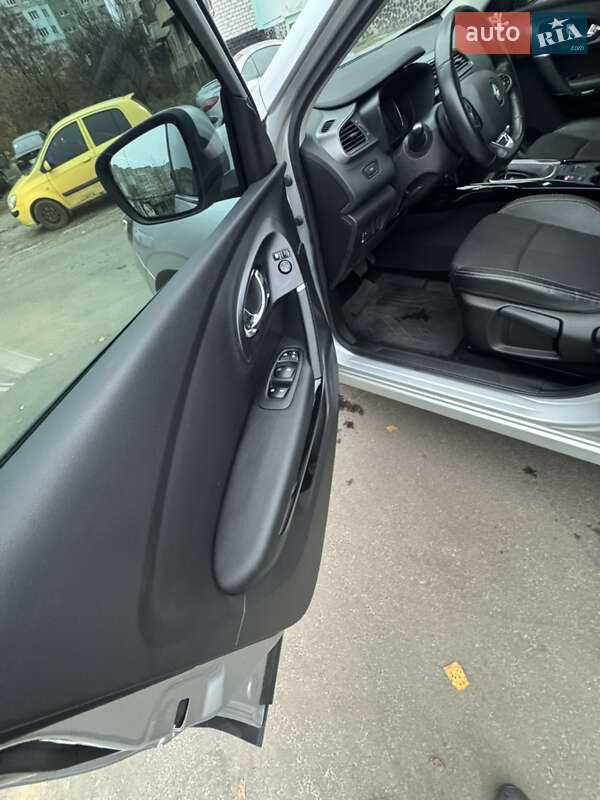 Позашляховик / Кросовер Renault Kadjar 2016 в Полтаві