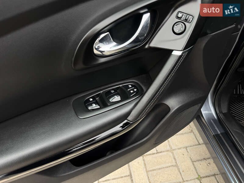 Внедорожник / Кроссовер Renault Kadjar 2015 в Ковеле