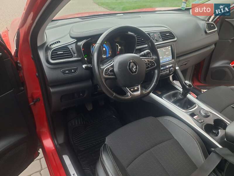 Внедорожник / Кроссовер Renault Kadjar 2016 в Ровно