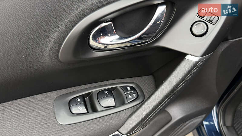 Позашляховик / Кросовер Renault Kadjar 2016 в Києві фото 22 Позашляховик / Кросовер Renault Kadjar 2016 в Києві