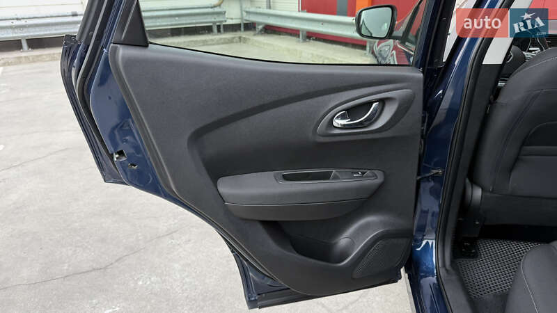 Позашляховик / Кросовер Renault Kadjar 2016 в Києві фото 38 Позашляховик / Кросовер Renault Kadjar 2016 в Києві