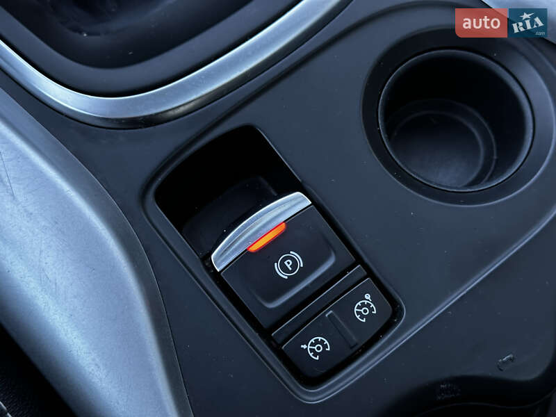 Внедорожник / Кроссовер Renault Kadjar 2016 в Львове