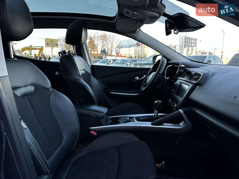 Внедорожник / Кроссовер Renault Kadjar 2016 в Львове