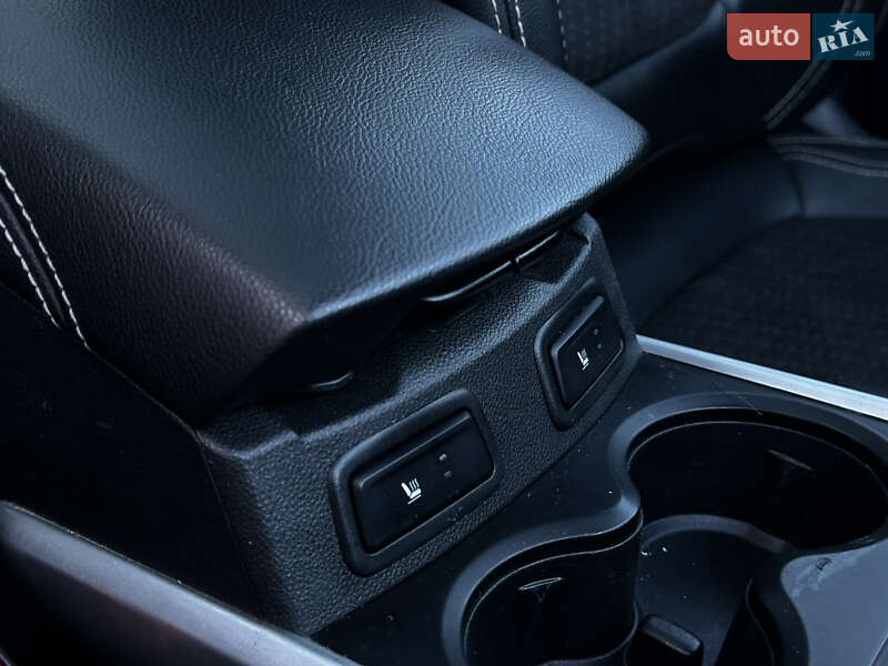 Внедорожник / Кроссовер Renault Kadjar 2016 в Львове