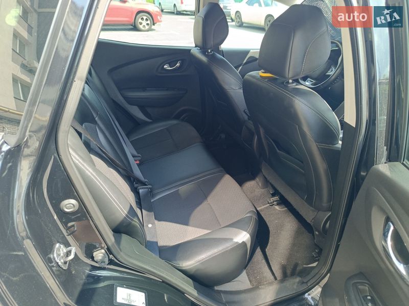 Внедорожник / Кроссовер Renault Kadjar 2017 в Вишневом фото 3 Внедорожник / Кроссовер Renault Kadjar 2017 в Вишневом