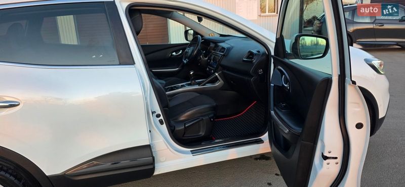 Позашляховик / Кросовер Renault Kadjar 2016 в Новоархангельську