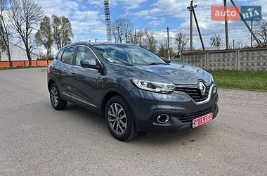 Внедорожник / Кроссовер Renault Kadjar 2016 в Новоархангельске