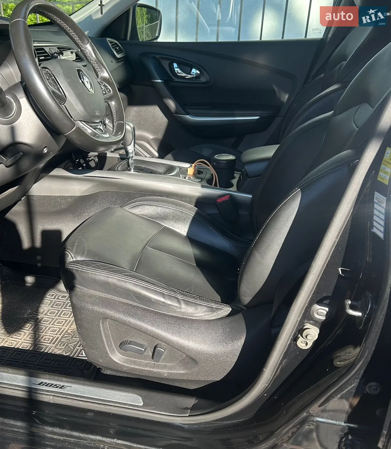 Renault Kadjar 2016 VIN VF1RFE00256606843 фото оголошення 25 з 31