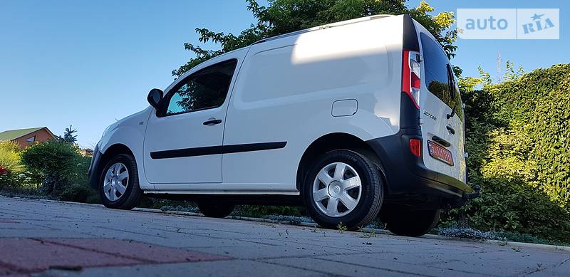 Вантажопасажирський фургон Renault Kangoo 2015 в Одесі