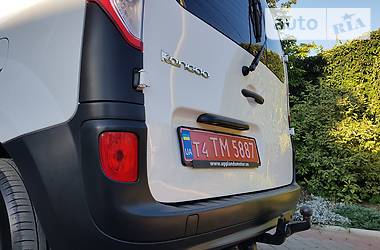 Вантажопасажирський фургон Renault Kangoo 2015 в 