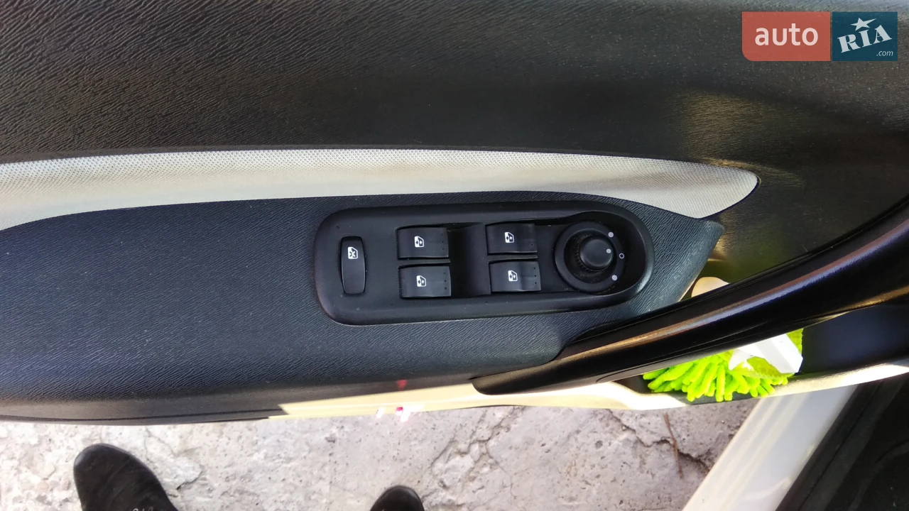 2013 Renault Kangoo - мініатюра 11