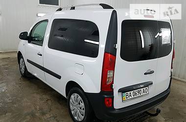 Грузопассажирский фургон Renault Kangoo 2015 в Кропивницком