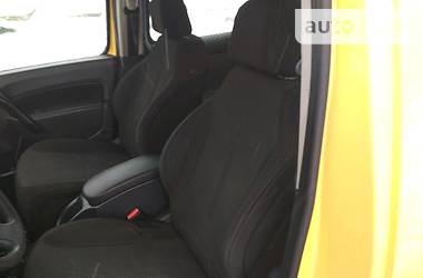 Грузопассажирский фургон Renault Kangoo 2013 в Дубно