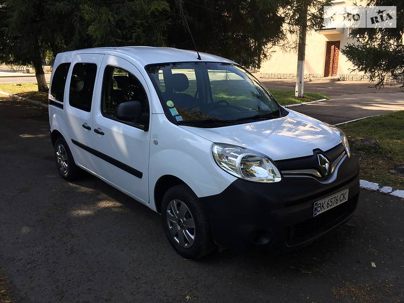 Вантажопасажирський фургон Renault Kangoo 2015 в Дубні