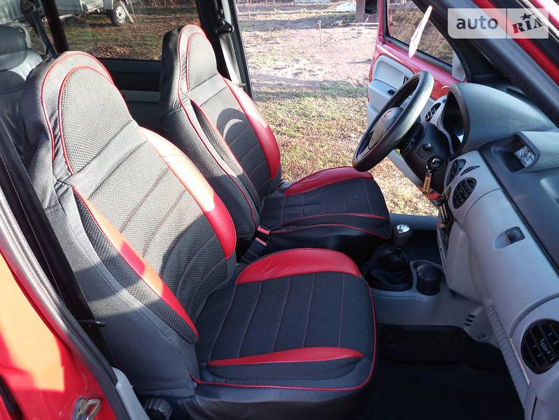 Вантажопасажирський фургон Renault Kangoo 2005 в Гребінці