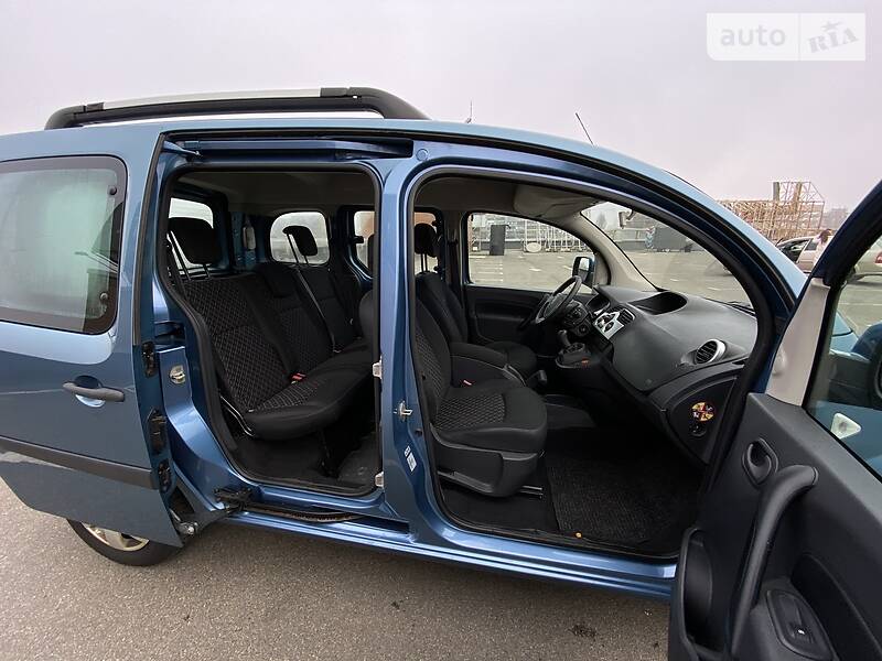 Грузопассажирский фургон Renault Kangoo 2011 в Киеве