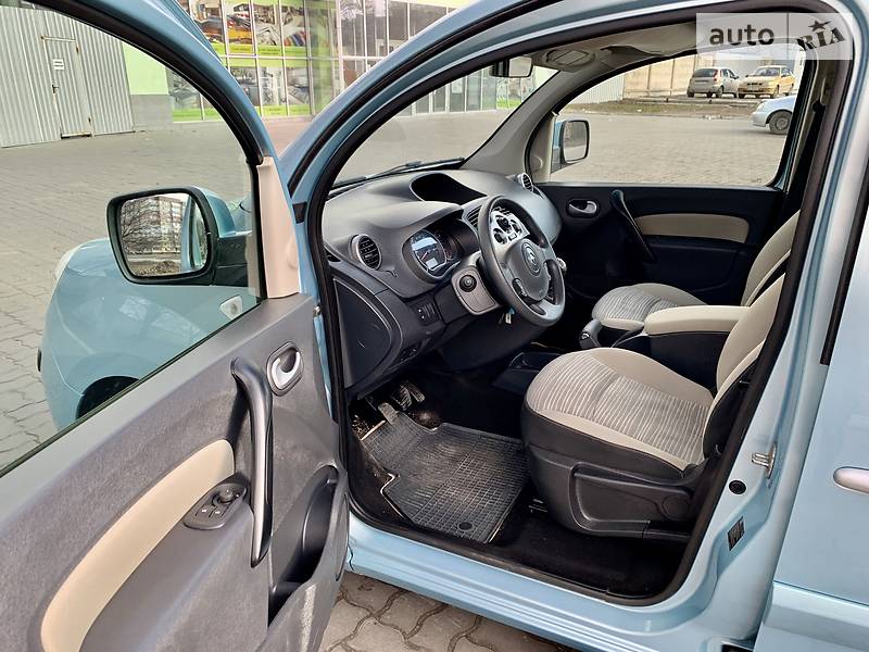 Мінівен Renault Kangoo 2012 в Дніпрі