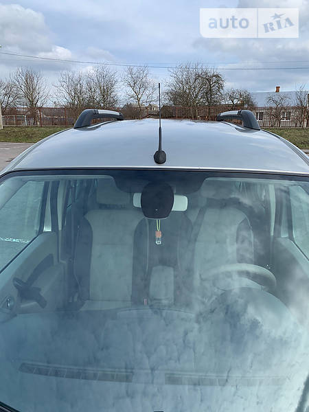 Вантажопасажирський фургон Renault Kangoo 2010 в Луцьку фото 5 Вантажопасажирський фургон Renault Kangoo 2010 в Луцьку