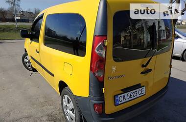 Грузопассажирский фургон Renault Kangoo 2011 в 