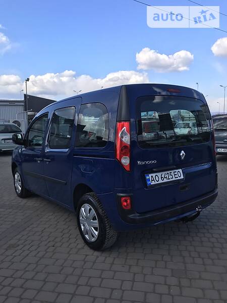 Мінівен Renault Kangoo 2011 в Мукачевому