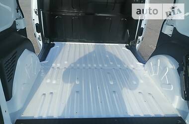 Вантажопасажирський фургон Renault Kangoo 2017 в 
