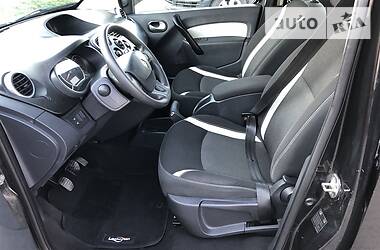 Вантажопасажирський фургон Renault Kangoo 2014 в 