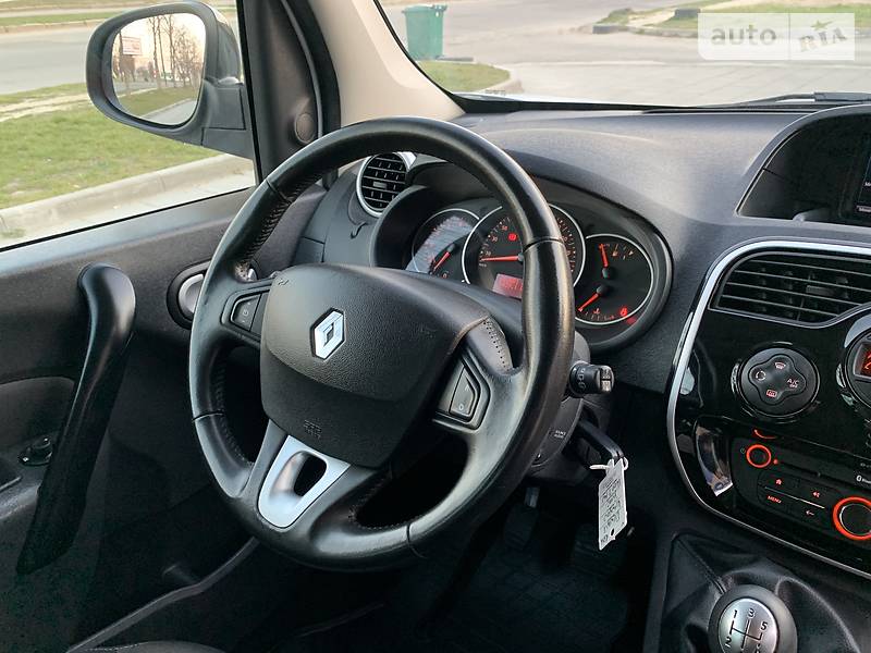 Вантажопасажирський фургон Renault Kangoo 2017 в Луцьку