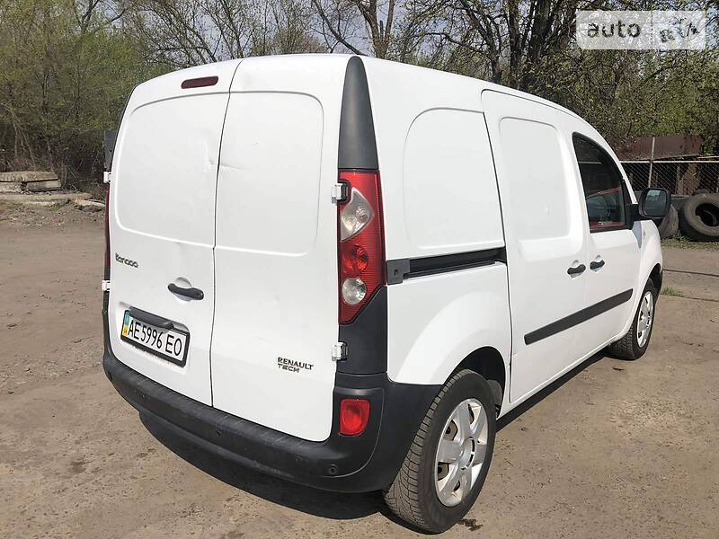 Вантажопасажирський фургон Renault Kangoo 2010 в Дніпрі