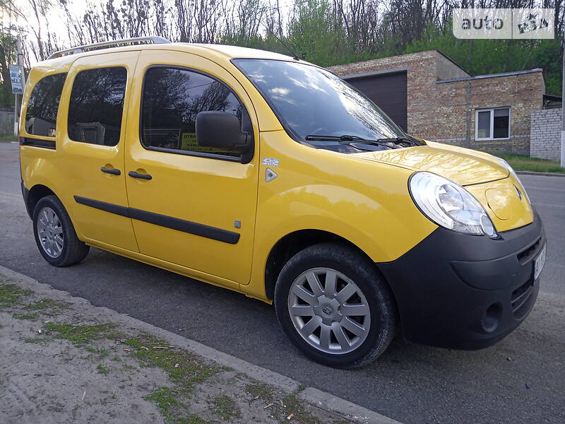 Вантажопасажирський фургон Renault Kangoo 2012 в Обухові