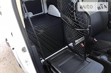 Вантажопасажирський фургон Renault Kangoo 2017 в 