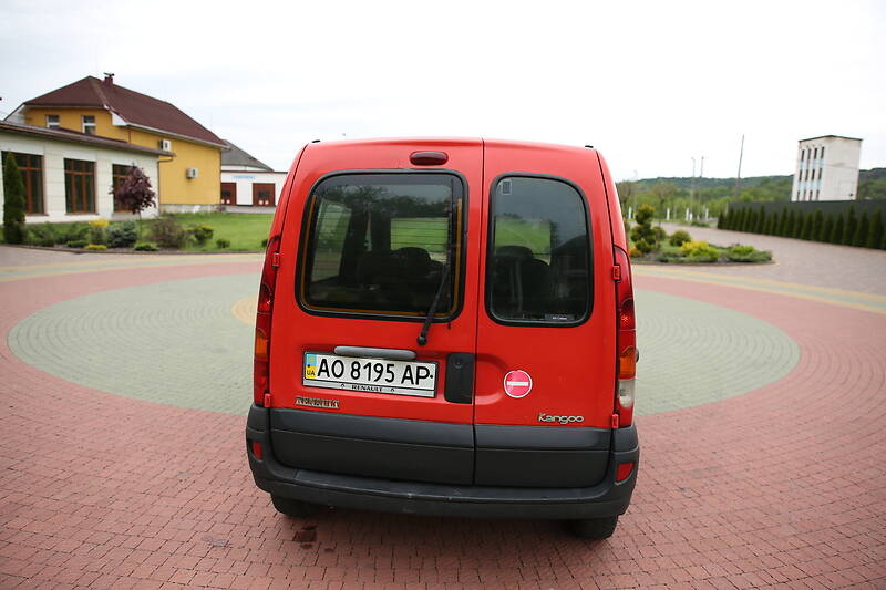 Мінівен Renault Kangoo 2004 в Іршаві