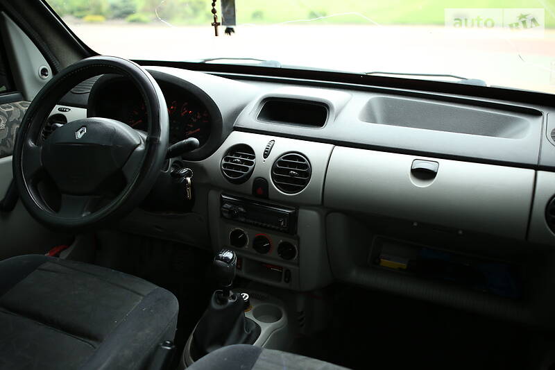 Мінівен Renault Kangoo 2004 в Іршаві