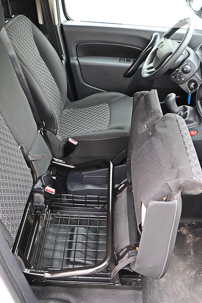 Вантажопасажирський фургон Renault Kangoo 2016 в Кременчуці