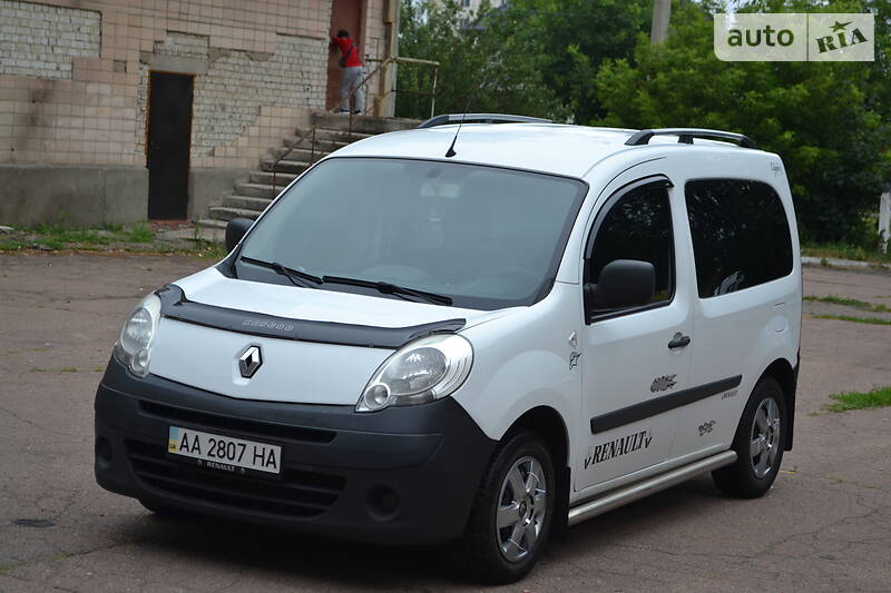 Грузопассажирский фургон Renault Kangoo 2011 в Черкассах